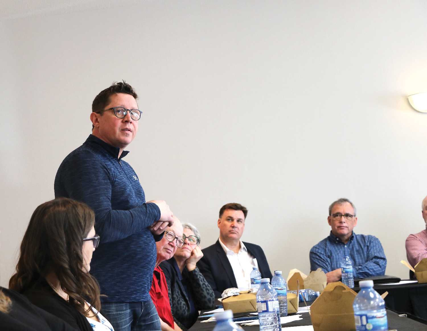 At the April 26 Chamber meeting, Roman Chernykh informed members on how the money fundraised for Ukrainian refugees have directly helped individuals and families who are still in Ukraine.